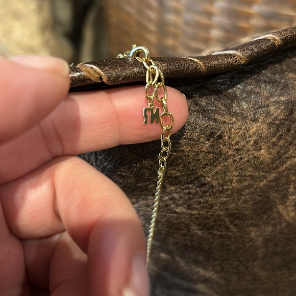 Nina Ricci Vintage Authentic Gold Plated Necklace W/“NR” Charm & Precious Stones - Picture 7 of 9